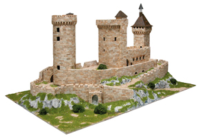Torrelobaton castle historic architecture metal building model scale 1:2000