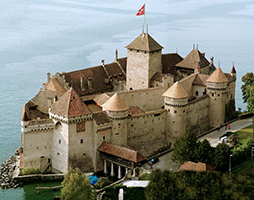 Castillo de Chillon en el lago Leman